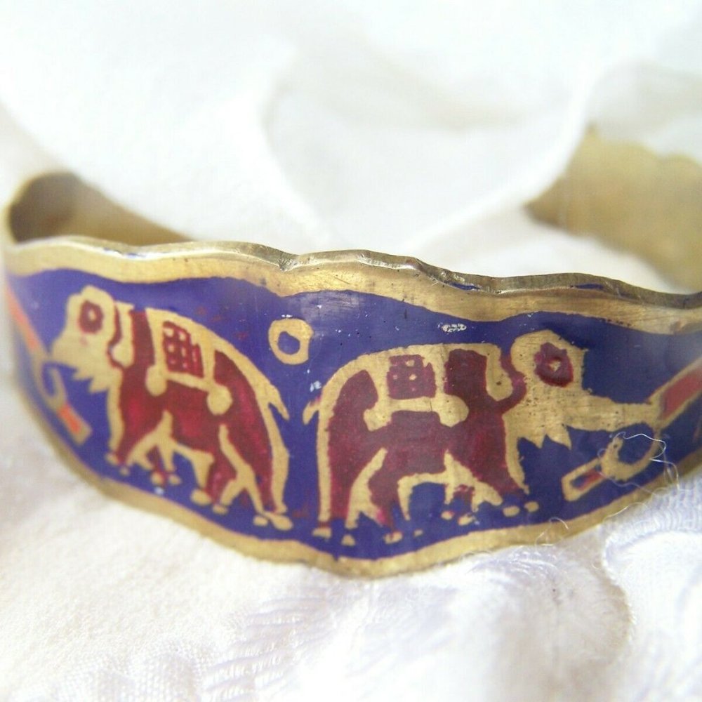 Vintage Elephant Cuff Bracelet India Gold Tone